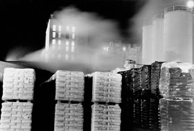 photographies de nuit mmoire industrielle, projet sur les 38 entreprises les plus importantes de lIsre